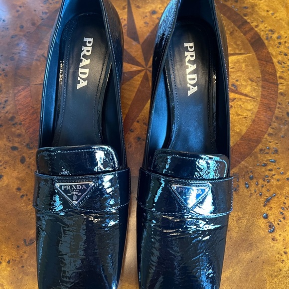 Prada loaders with original box size 40 - Picture 5 of 6
